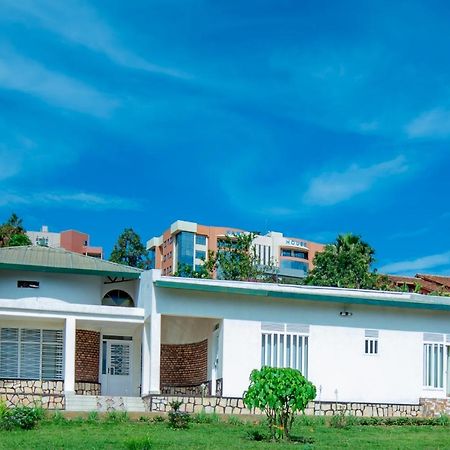 Nazareth Guest House Кигали Экстерьер фото