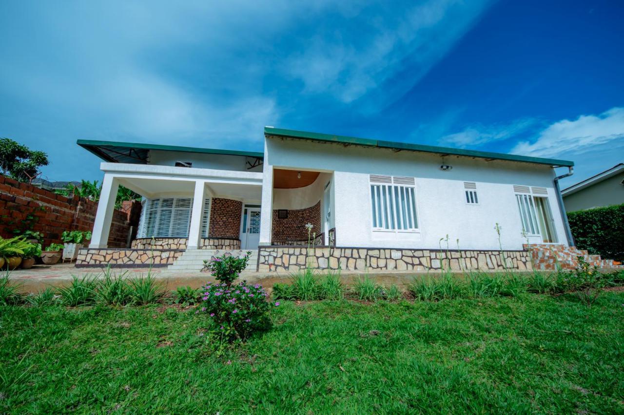 Nazareth Guest House Кигали Экстерьер фото