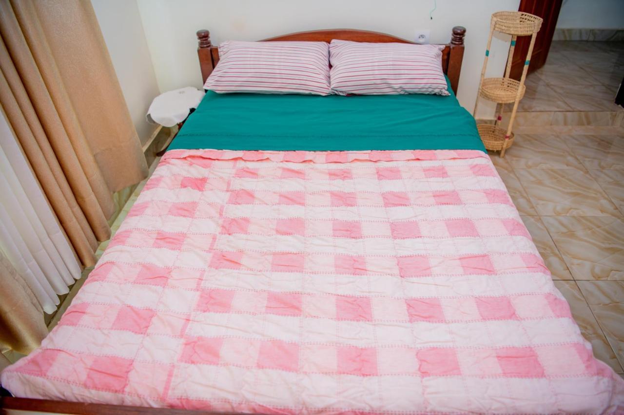 Nazareth Guest House Кигали Экстерьер фото