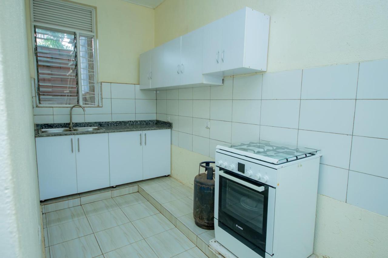 Nazareth Guest House Кигали Экстерьер фото